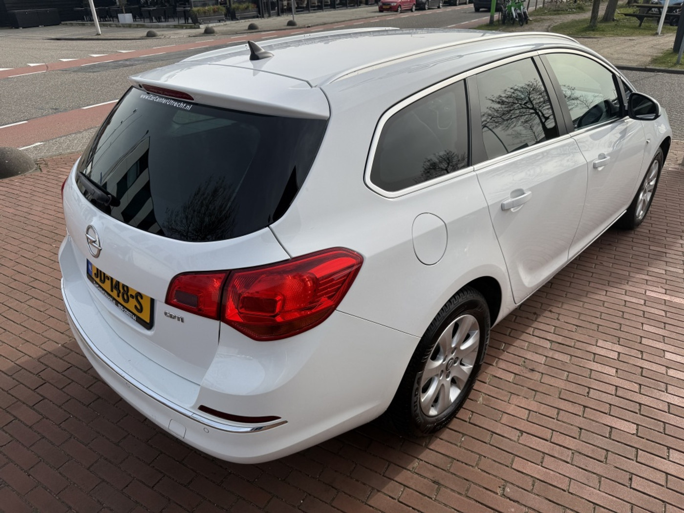 Foto van Opel Astra Sports Tourer