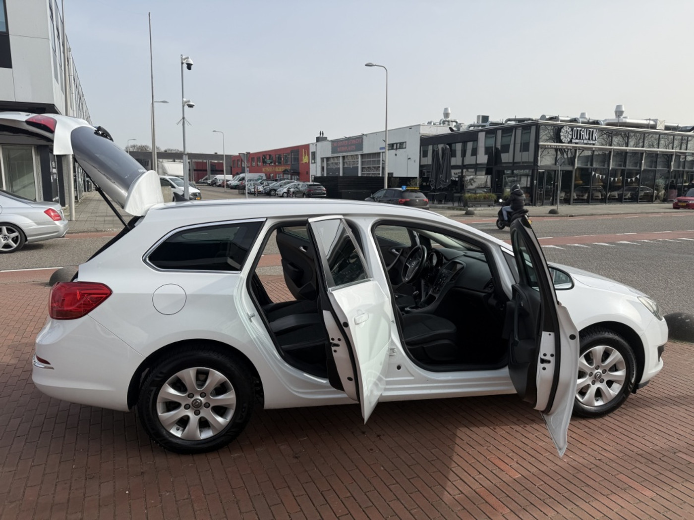 Foto van Opel Astra Sports Tourer