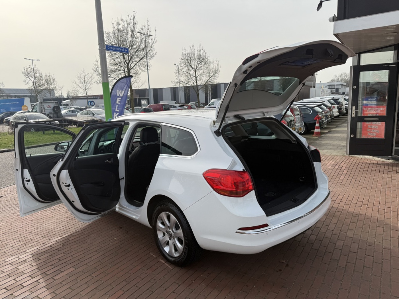 Foto van Opel Astra Sports Tourer