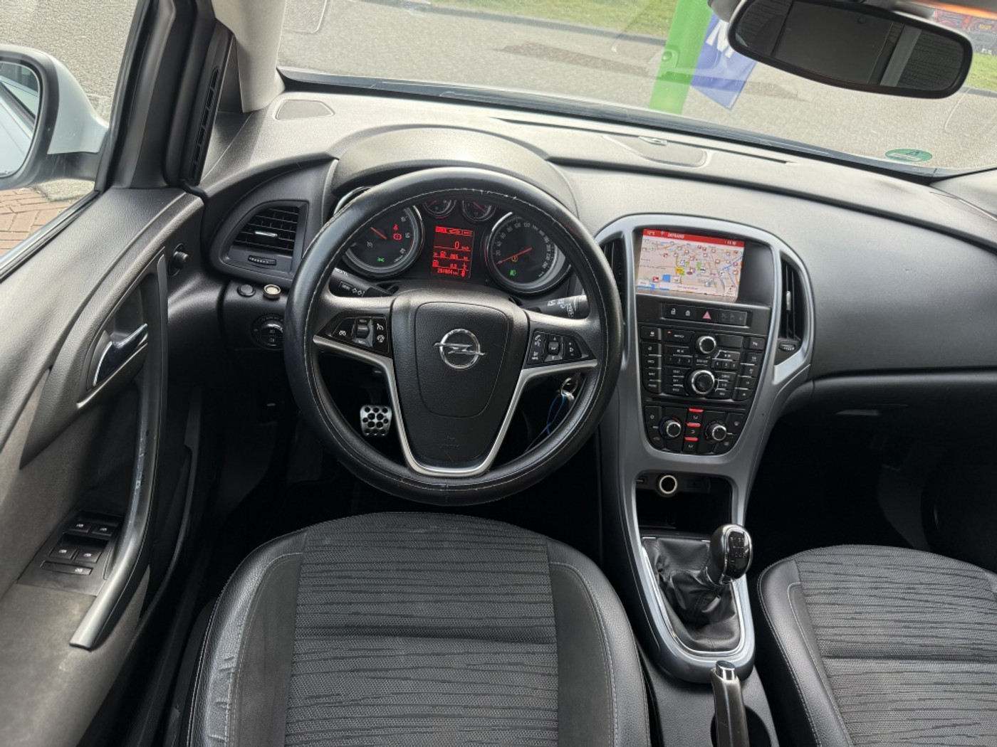 Foto van Opel Astra Sports Tourer