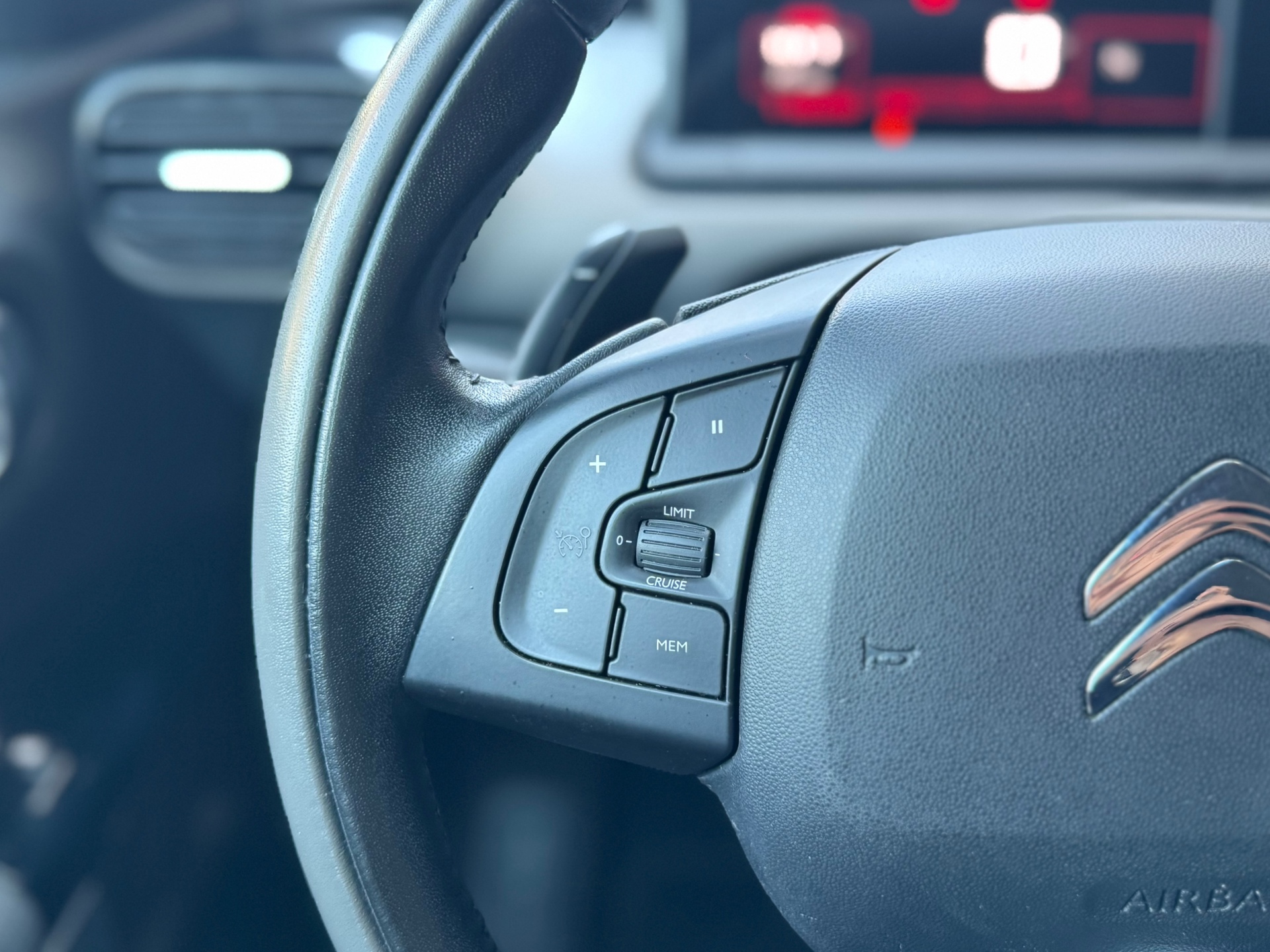 Foto van Citroen C4 Cactus
