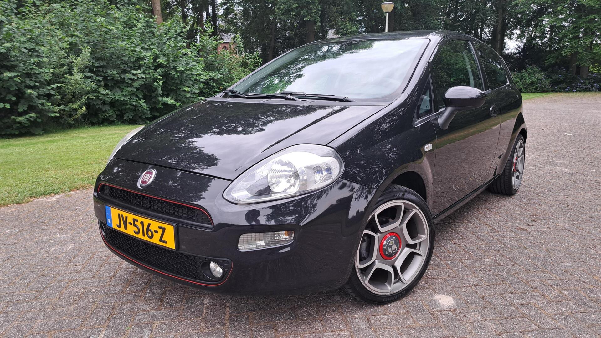 Fiat Fiat Punto 1.2 Street AIRCO LM-VELGEN BLUE&ME NW RIEM! 2014 - voorkant
