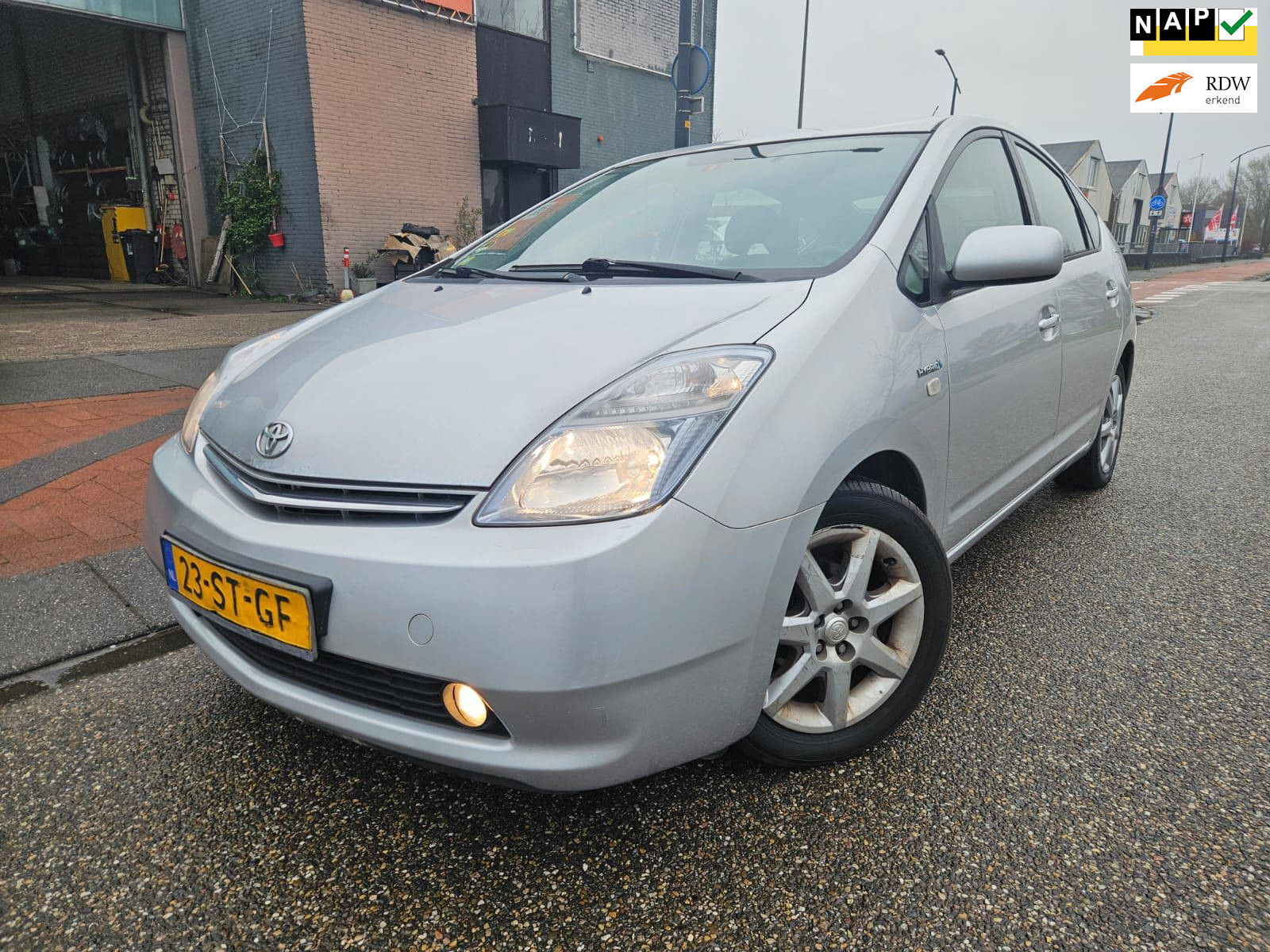 Toyota Toyota Prius 1.5 VVT-i Business Edition GARANTIE Technnische Top staat 2006 - voorkant