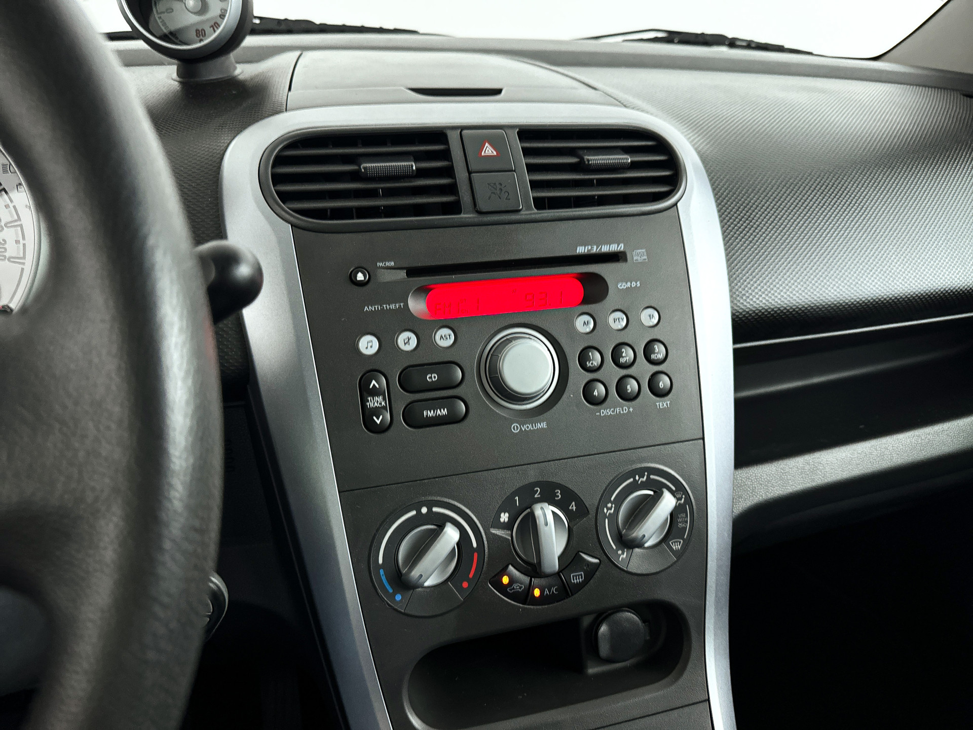 Foto van Opel Agila