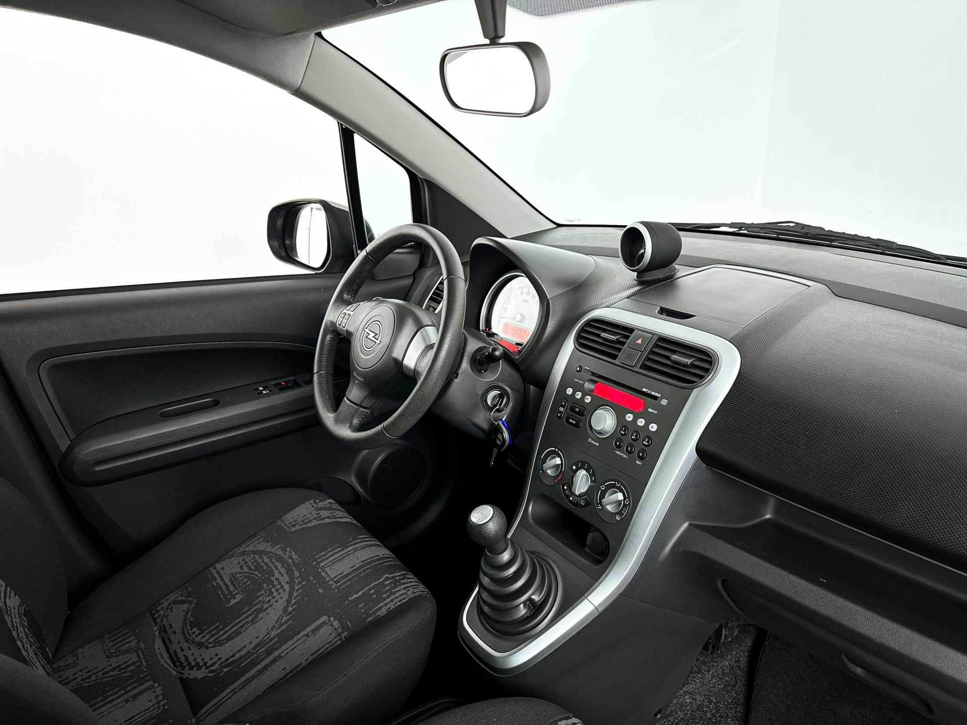 Foto van Opel Agila