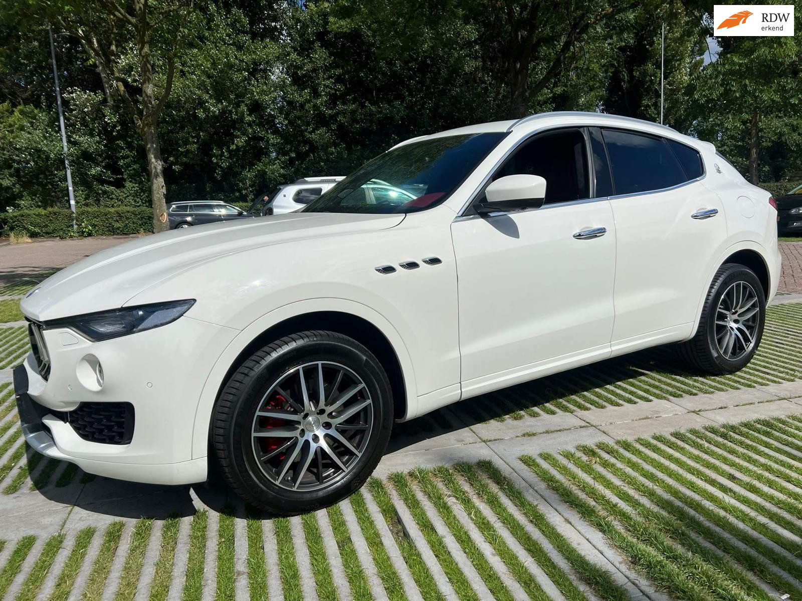 Maserati Levante Diesel 3.0 V6 D AWD 2017 - voorkant