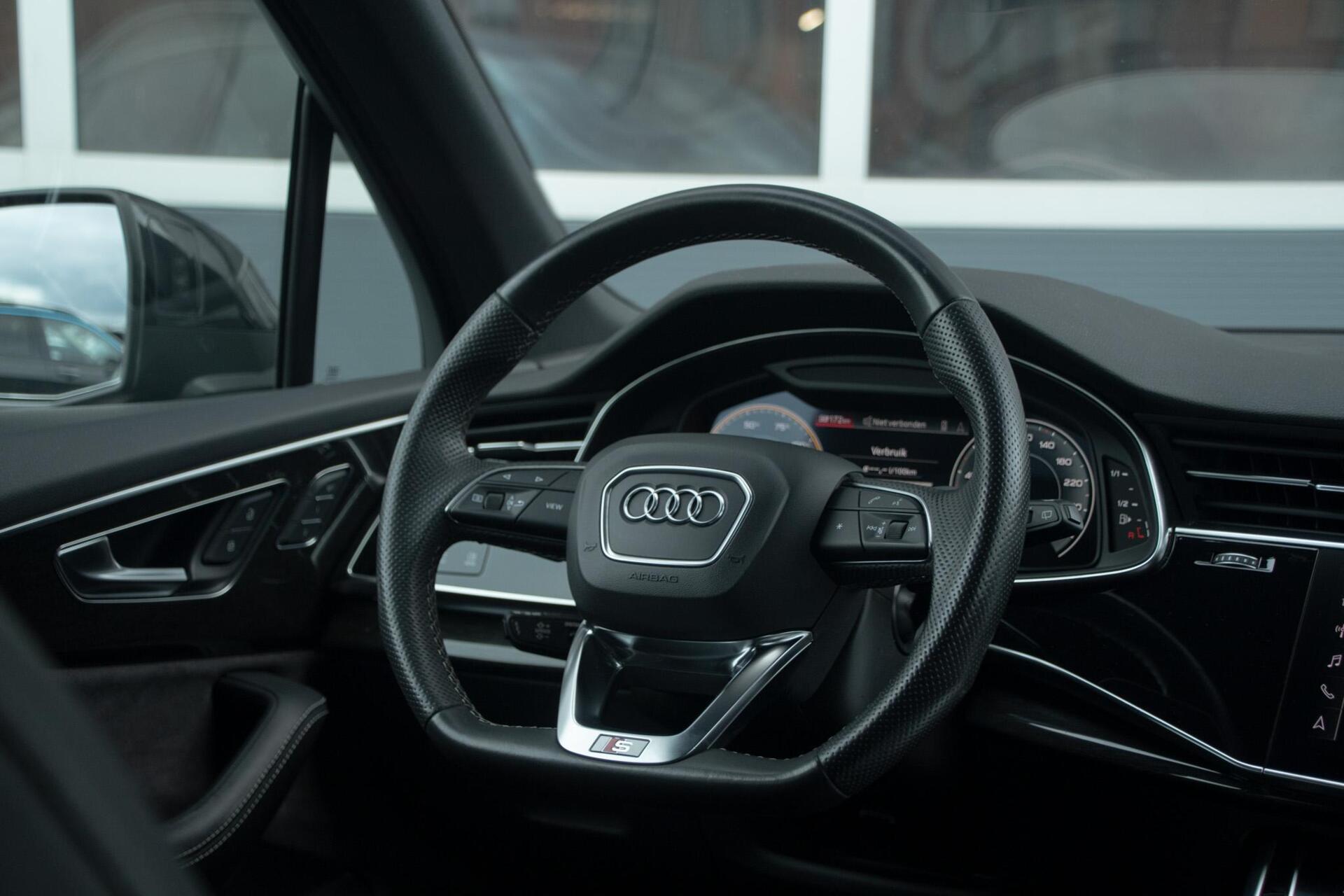Foto van Audi Q7 55 TFSI E
