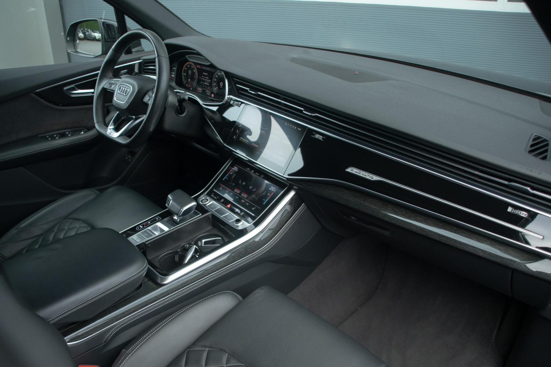 Foto van Audi Q7 55 TFSI E