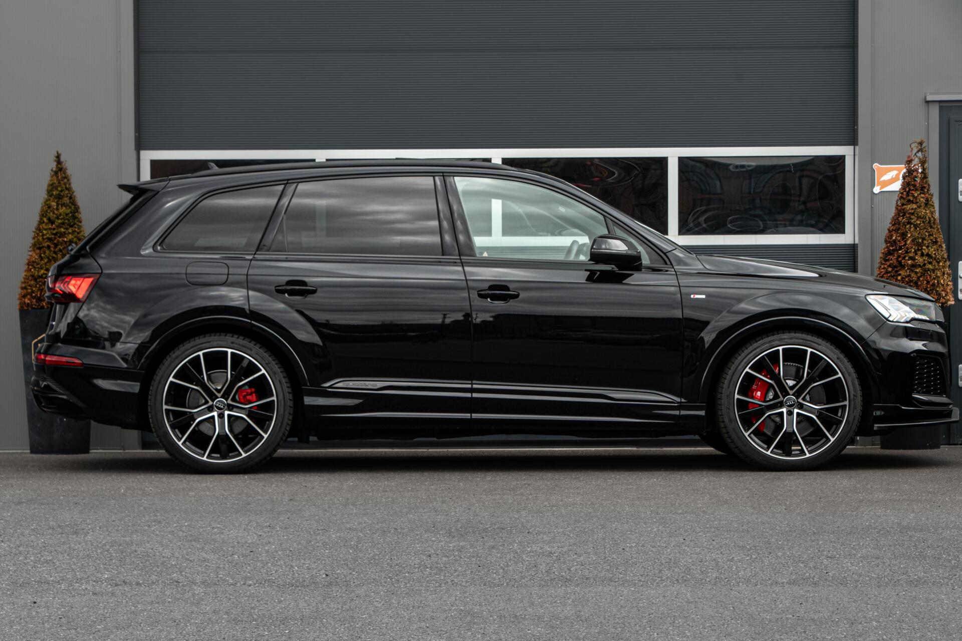 Foto van Audi Q7 55 TFSI E