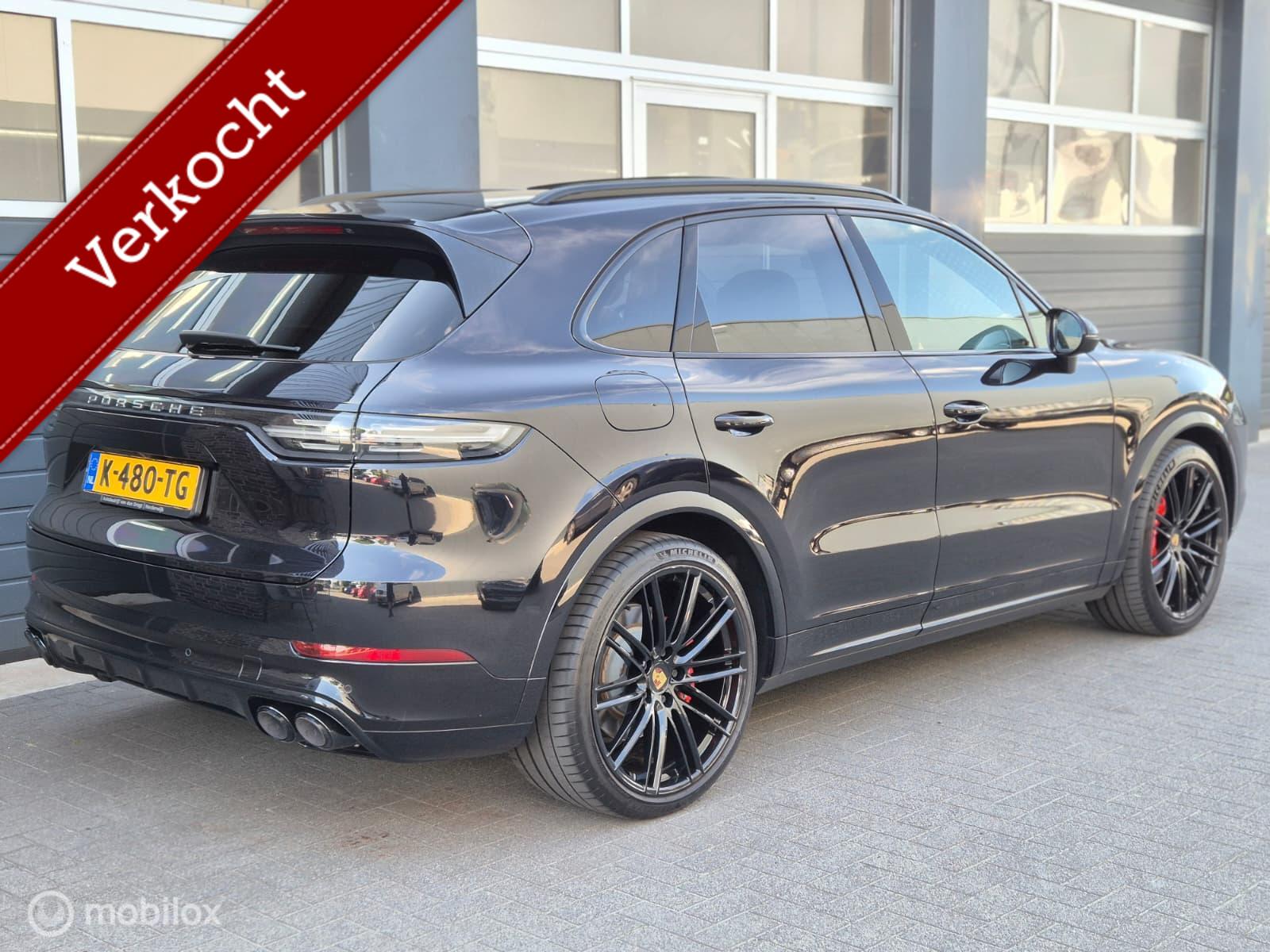 Foto van Porsche Cayenne E-hybrid