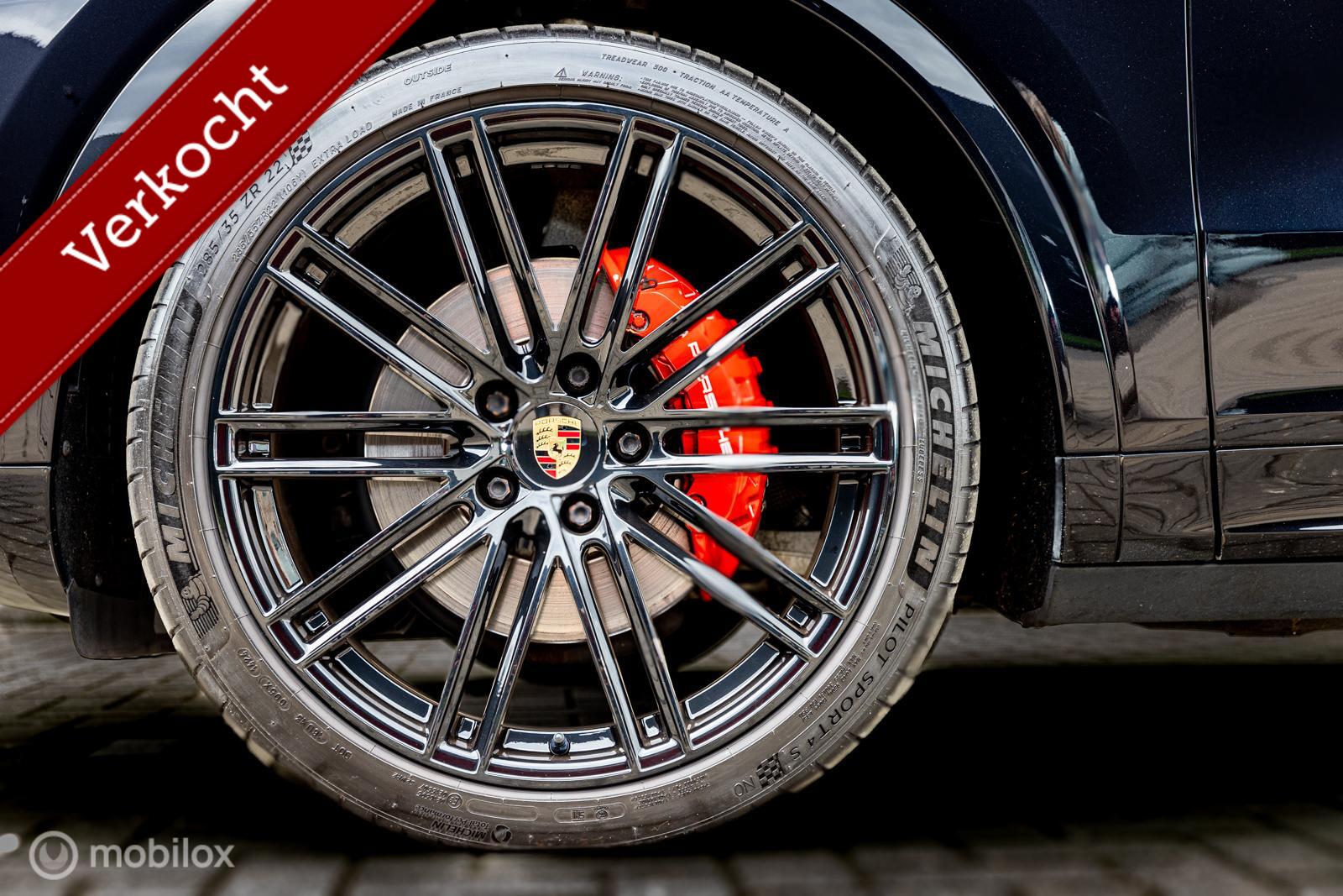 Foto van Porsche Cayenne E-hybrid