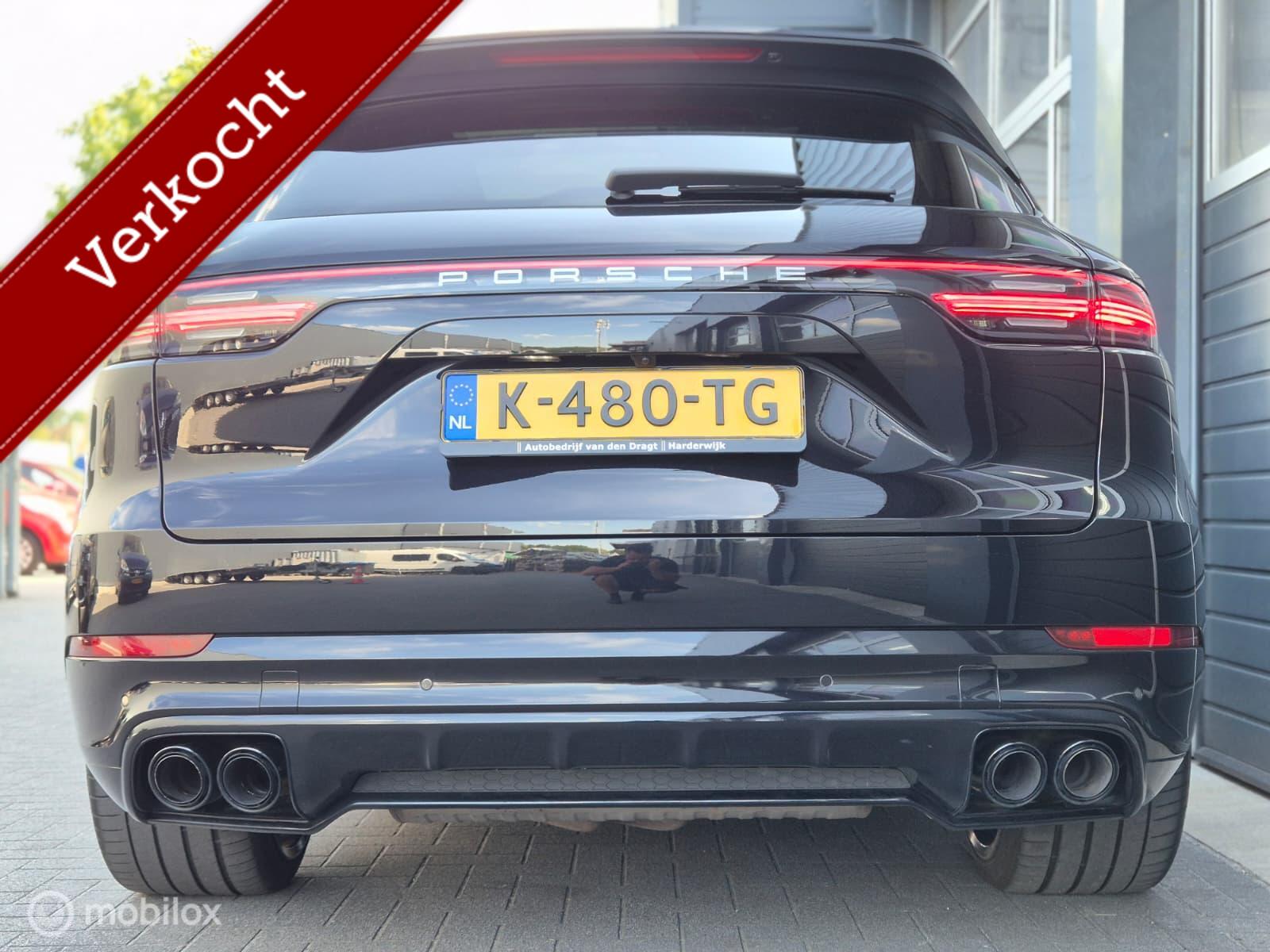 Foto van Porsche Cayenne E-hybrid