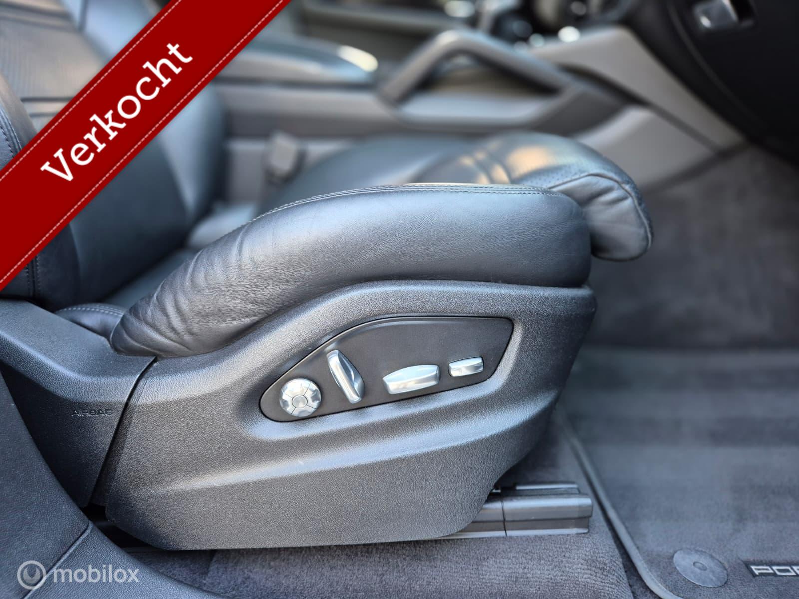 Foto van Porsche Cayenne E-hybrid