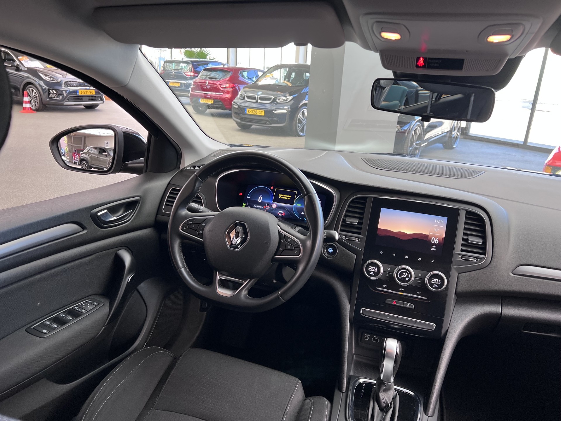 Foto van Renault Megane E-tech Plug-in Hybrid