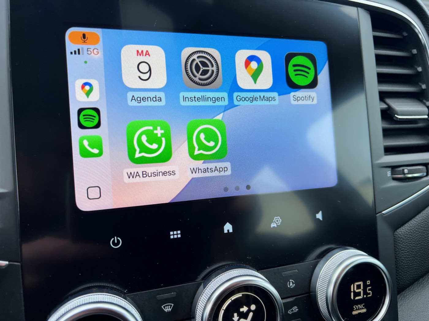 Foto van Renault Megane E-tech Plug-in Hybrid