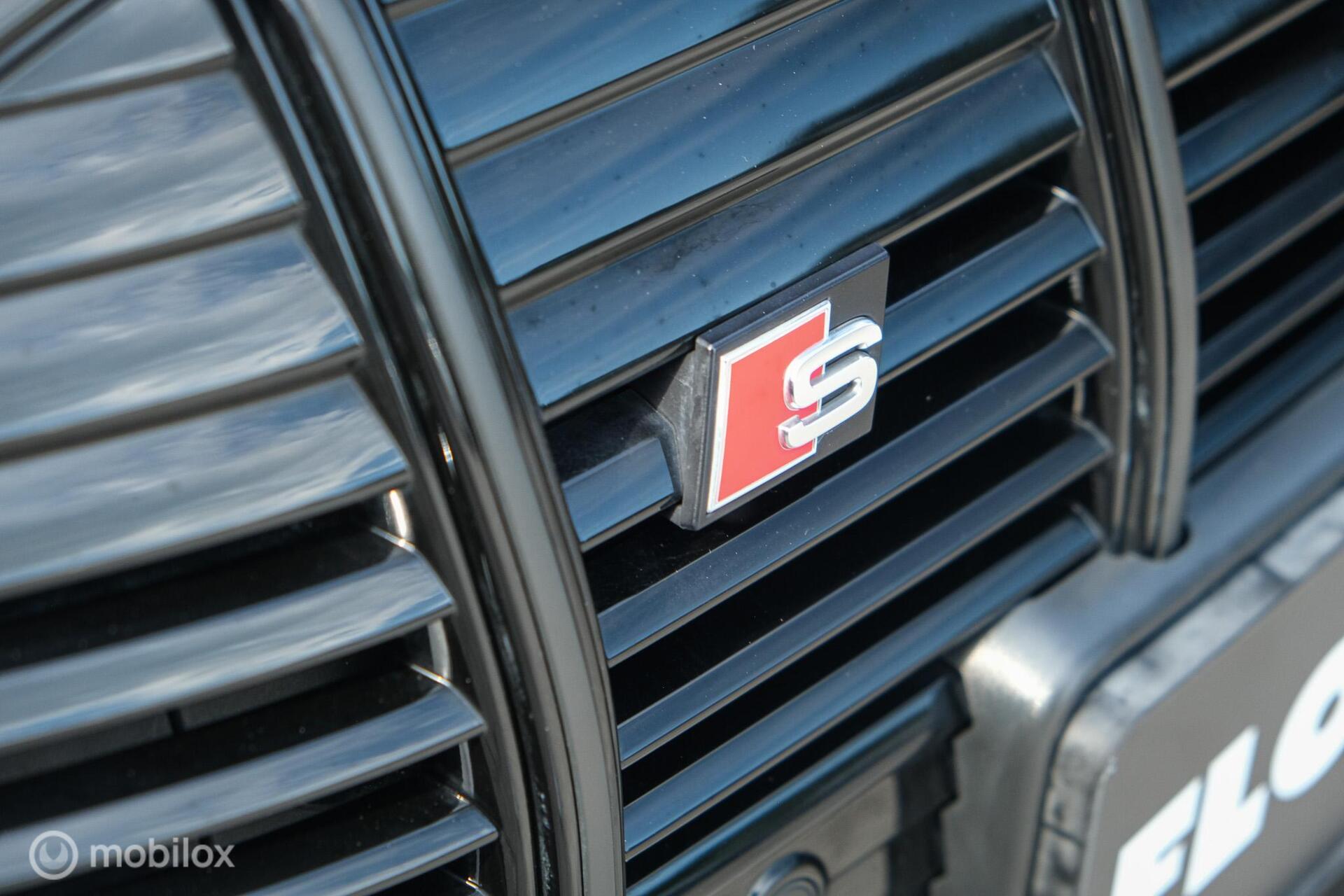 Foto van Audi E-tron S