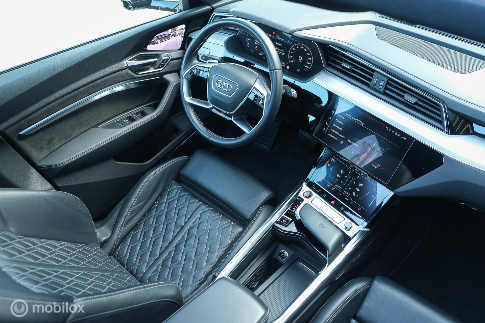 Foto van Audi E-tron S