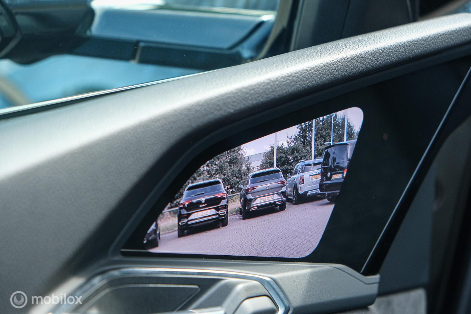 Foto van Audi E-tron S
