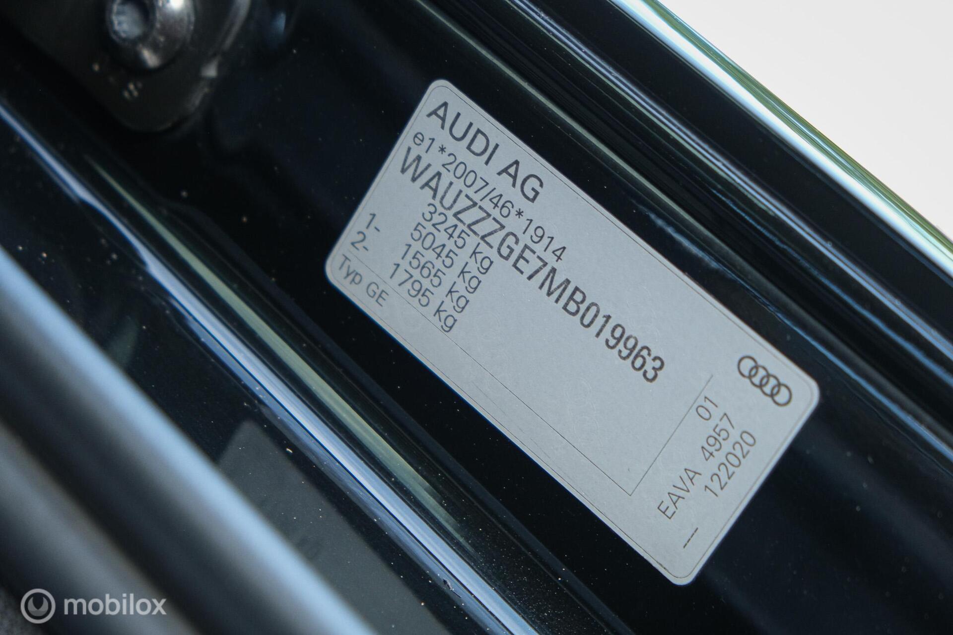 Foto van Audi E-tron S