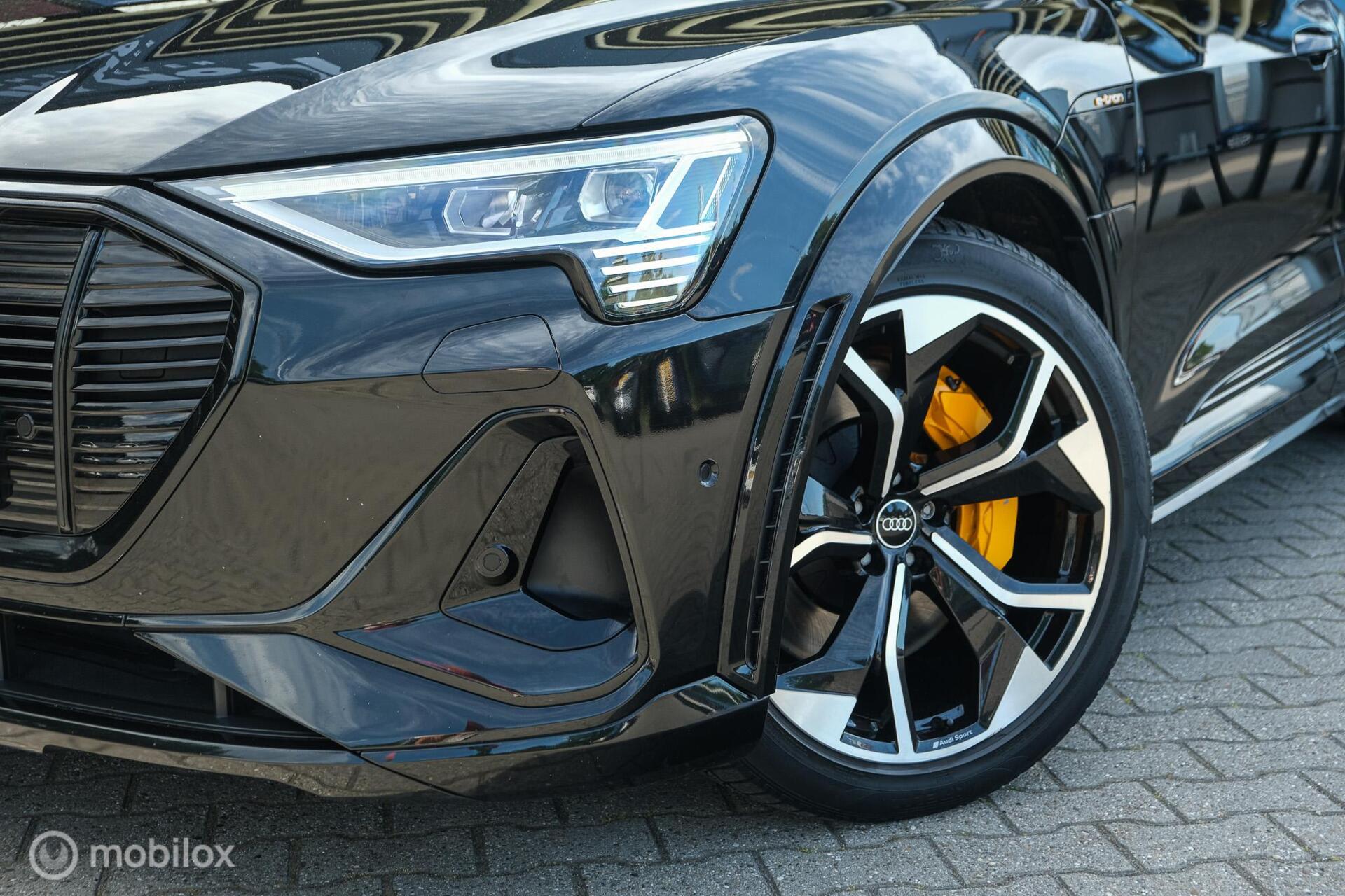 Foto van Audi E-tron S