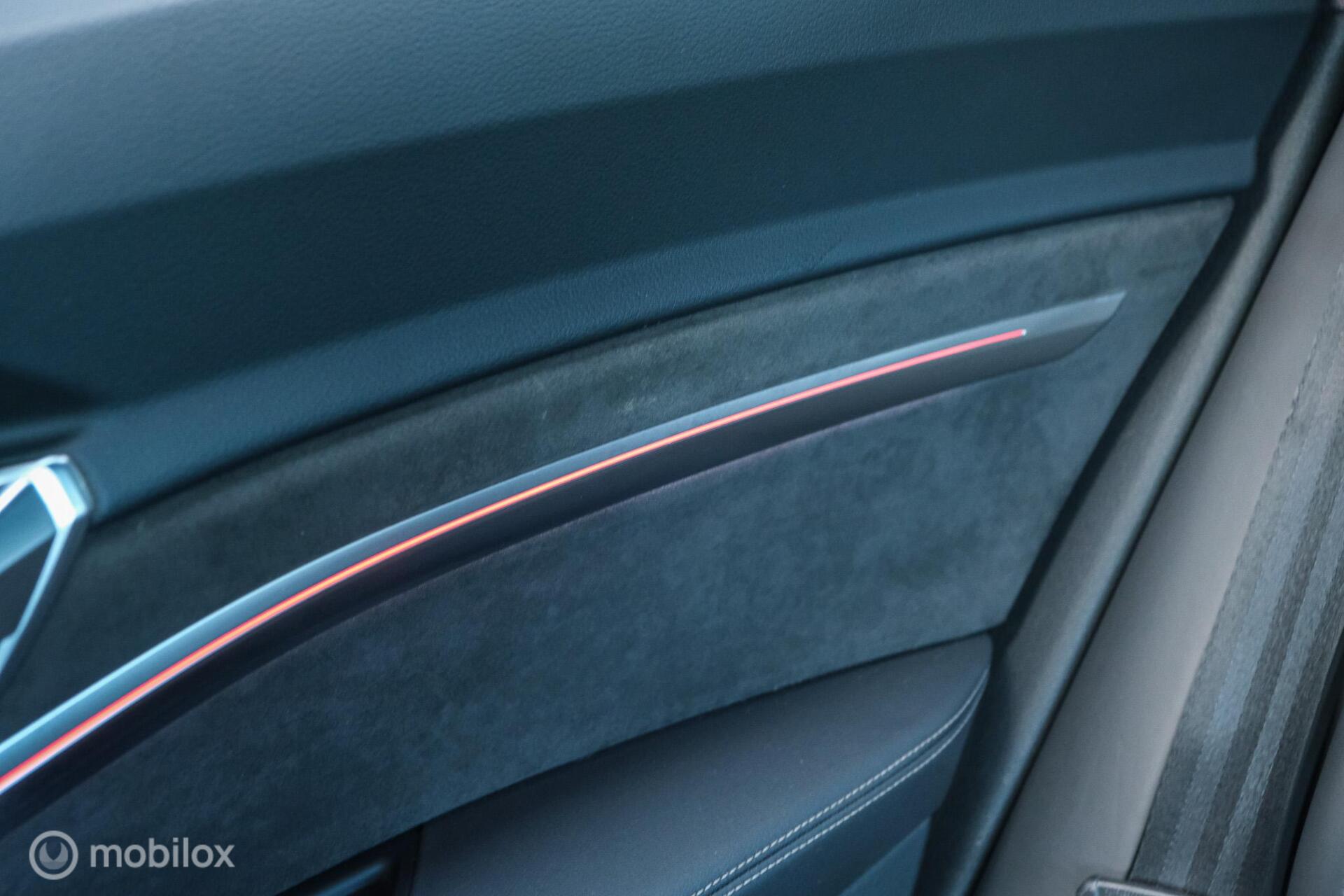 Foto van Audi E-tron S