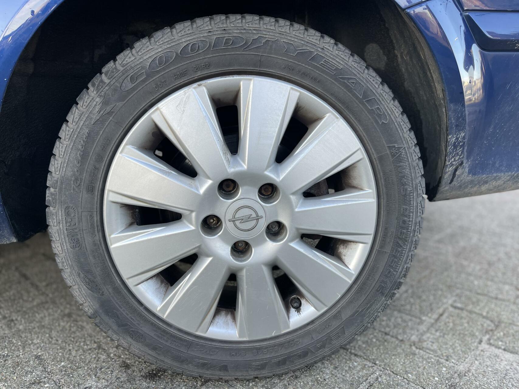 Foto van Opel Astra Wagon