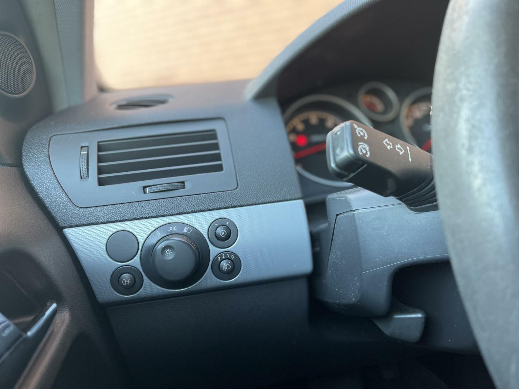 Foto van Opel Astra Wagon