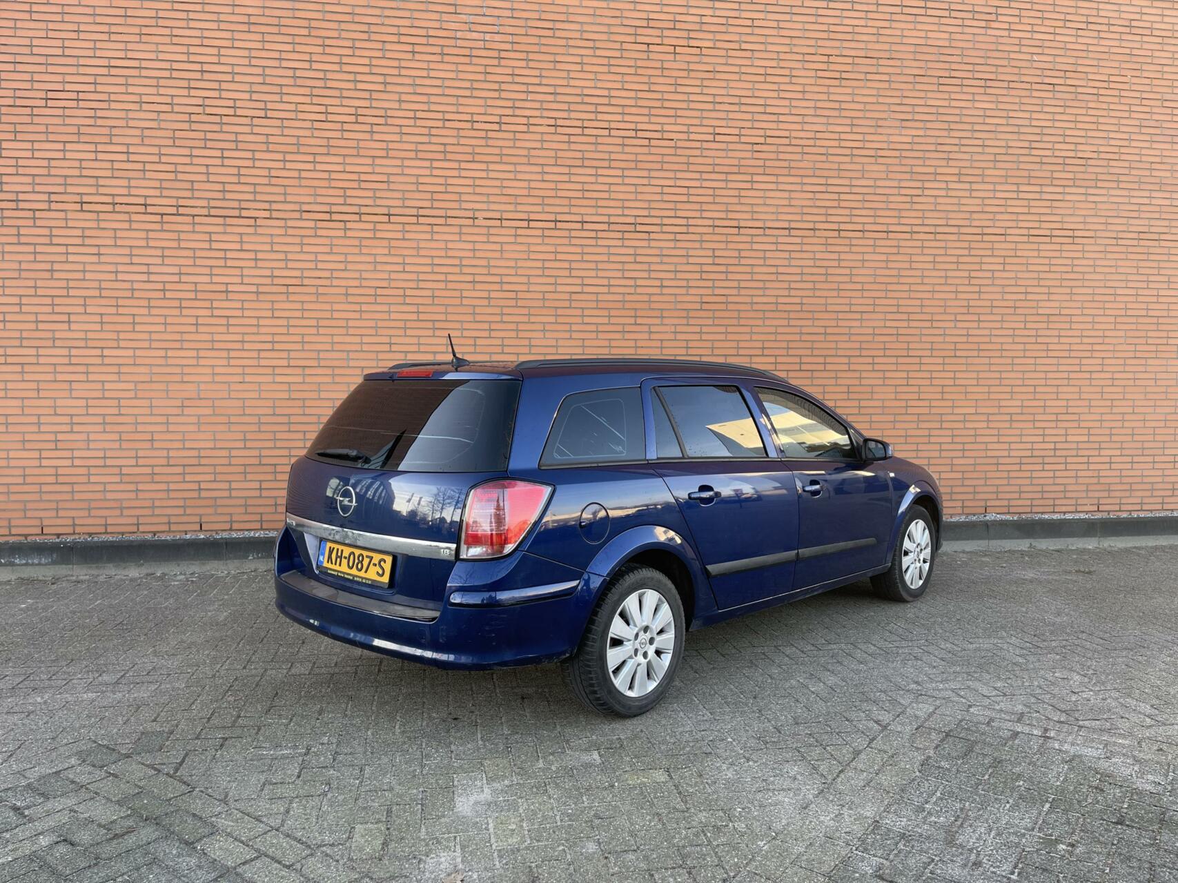 Foto van Opel Astra Wagon