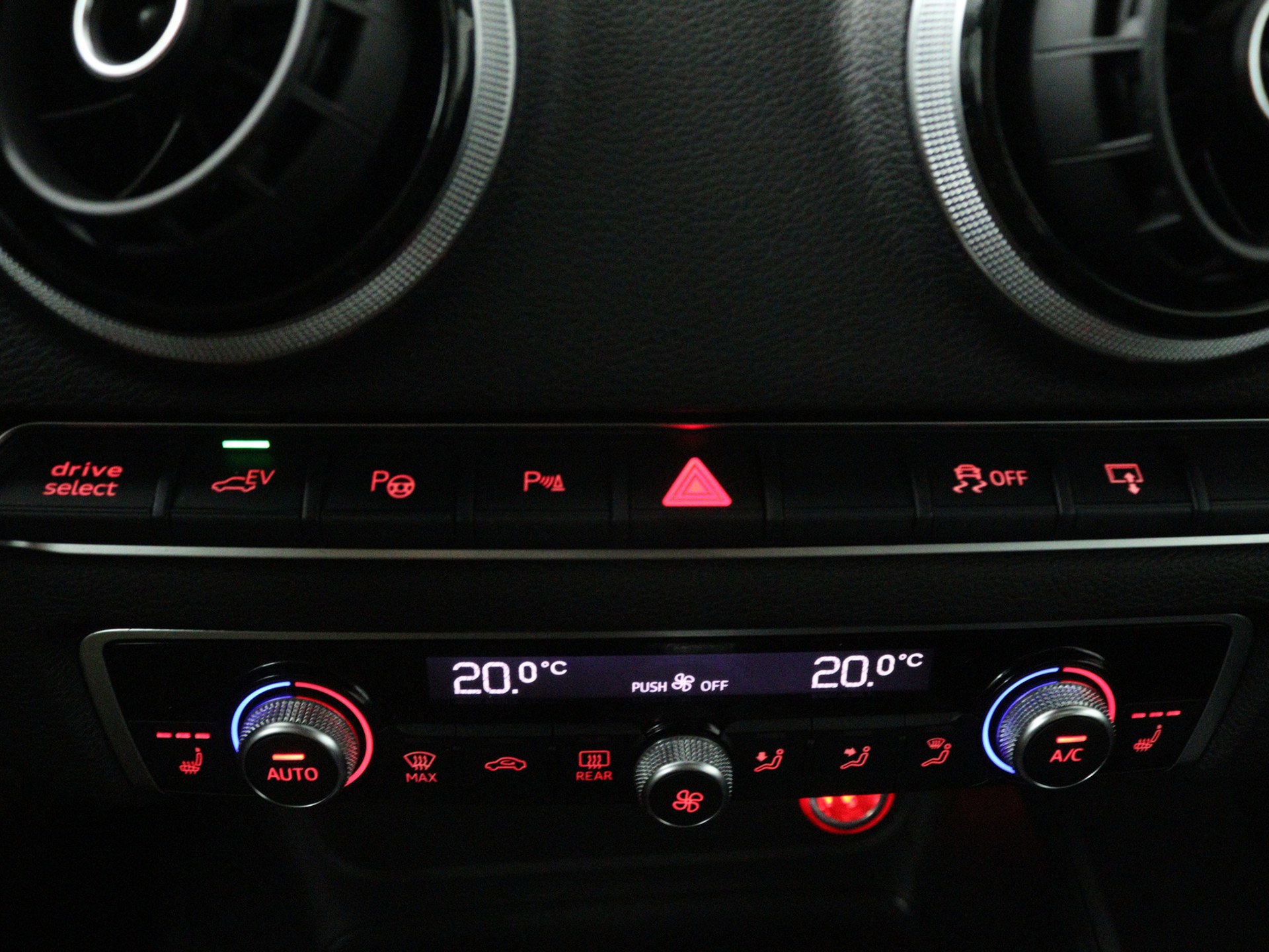 Foto van Audi A3 Sportback E-tron