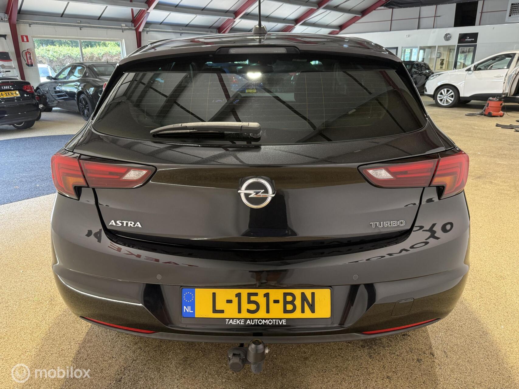 Foto van Opel Astra