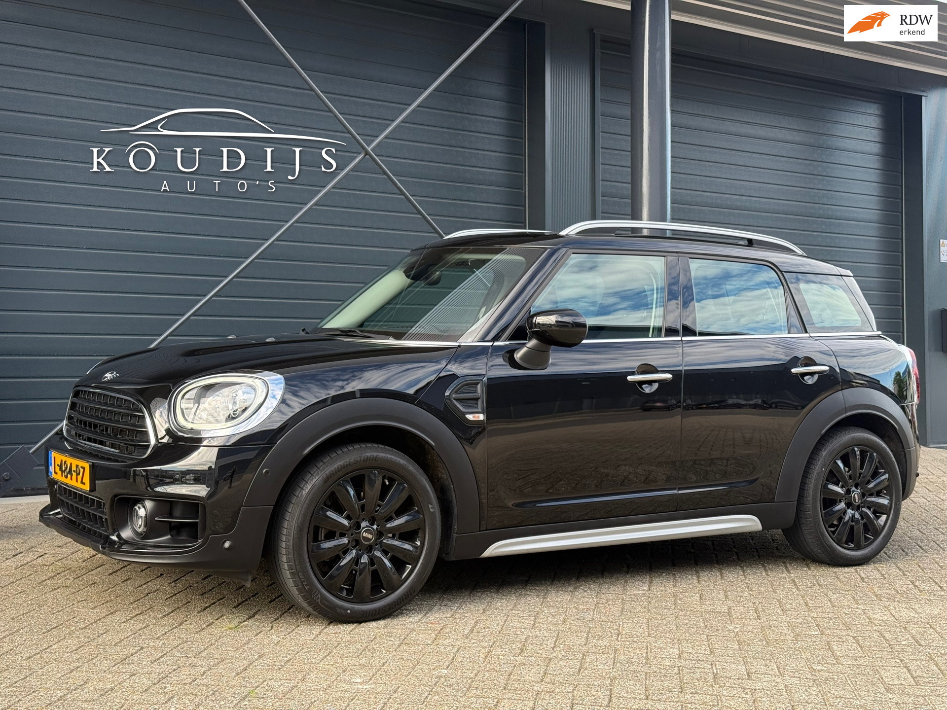 Mini Countryman Cooper 1.5 Cooper Business Edition, Stoelverwarming, Led, Afn. trekhaak, Dealer onderhouden 2020 - voorkant