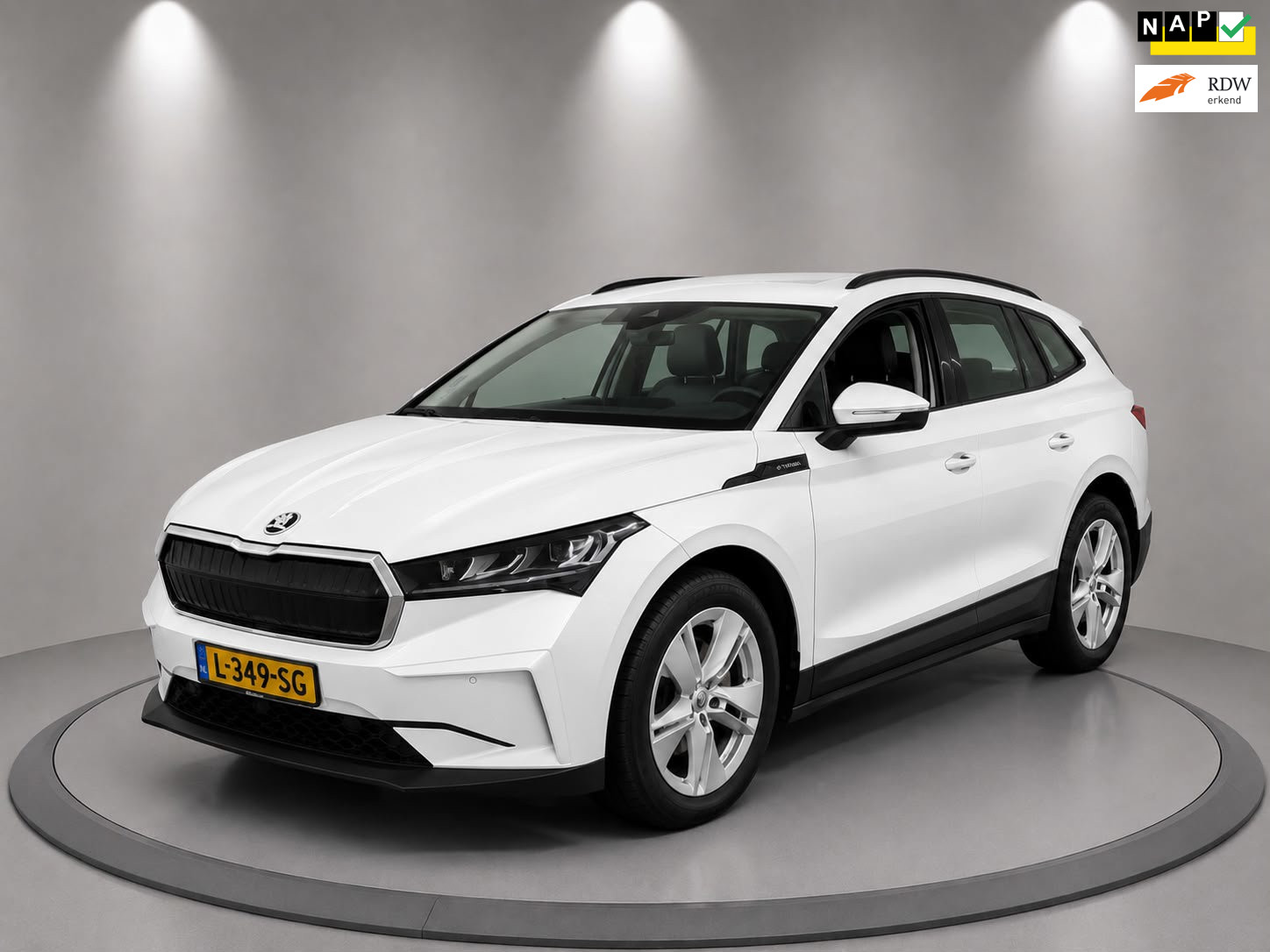 Skoda Enyaq 60 60|PANO|1/2 LEDER|AIRCO|NAVI|NL-AUTO|NAP| 2021 - voorkant