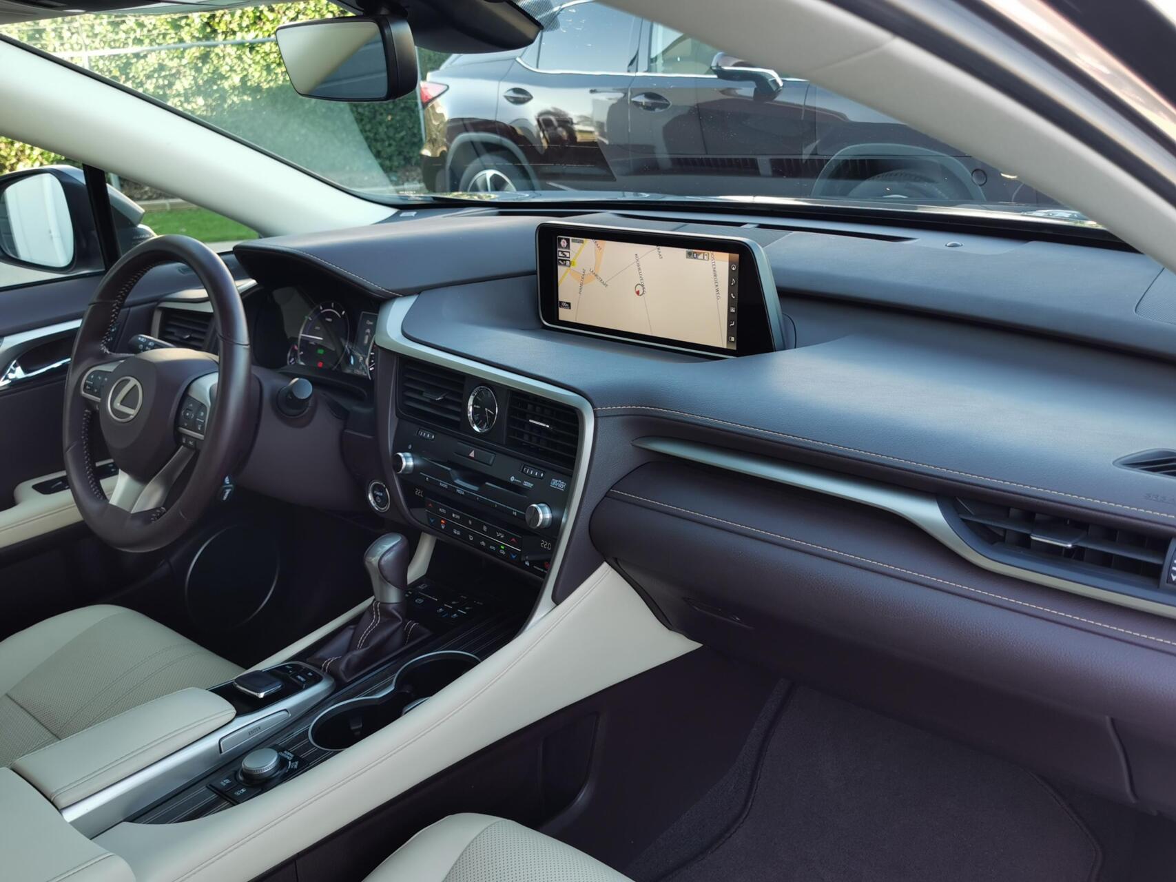 Foto van Lexus Lexus Rx450h