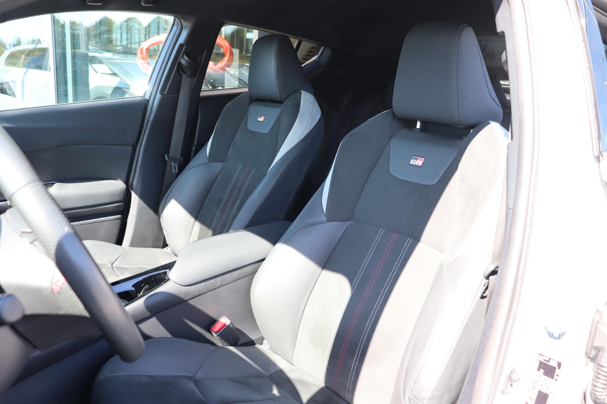 Foto van Toyota Toyota C-hr