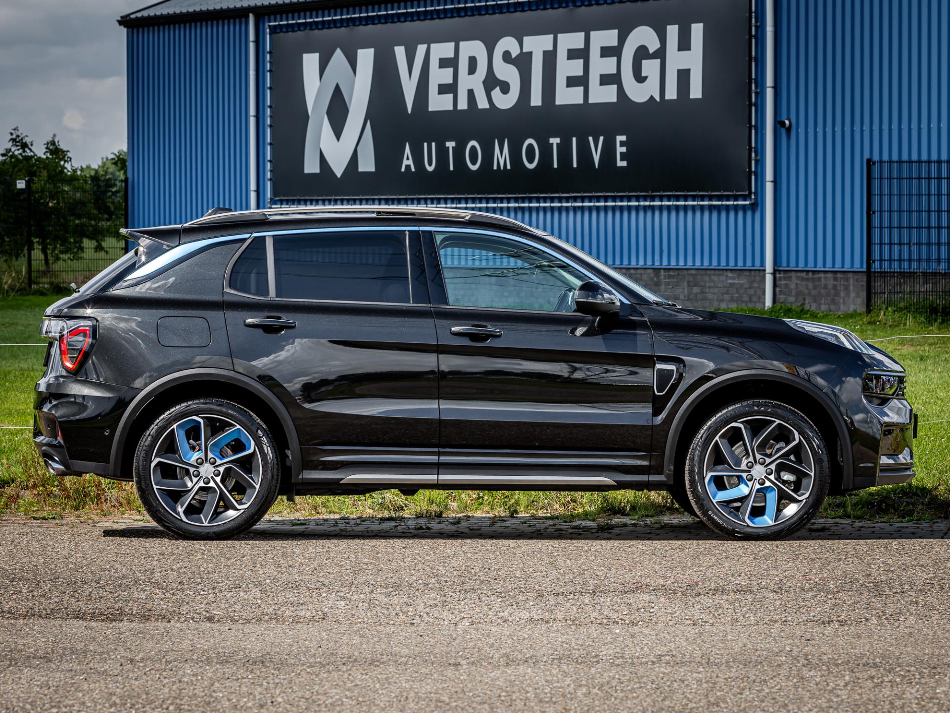 Foto van LYNK & Co 01
