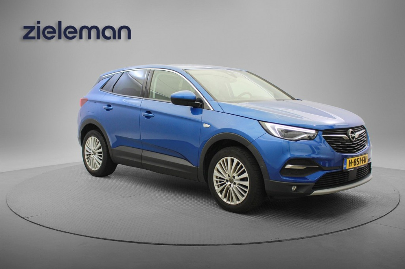 Opel Grandland X 1.2 Turbo Business Executive Automaat - Carplay, Cruise, Clima, Trekhaak 2020 - voorkant