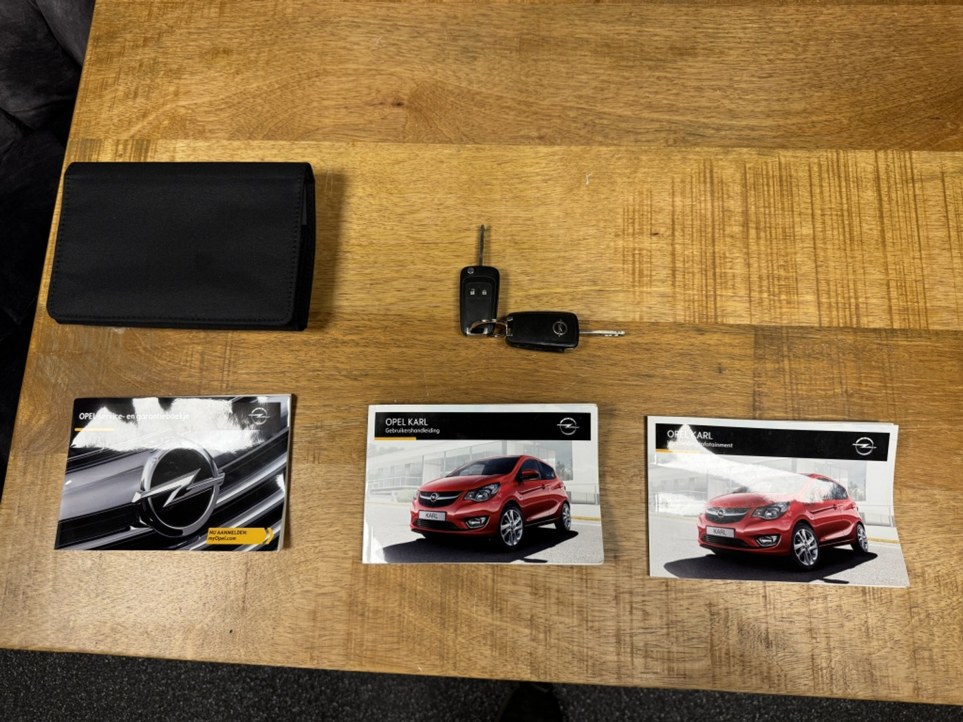 Foto van Opel Karl / Viva