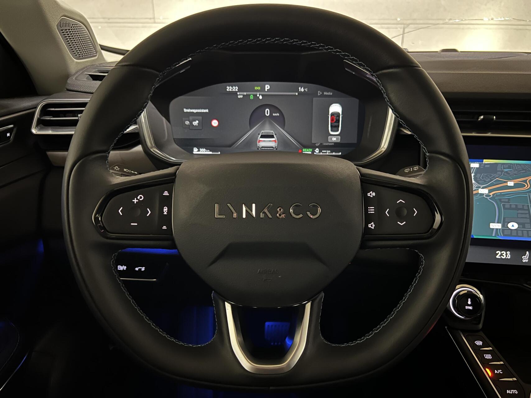 Foto van Lynk&co LYNK & Co 01