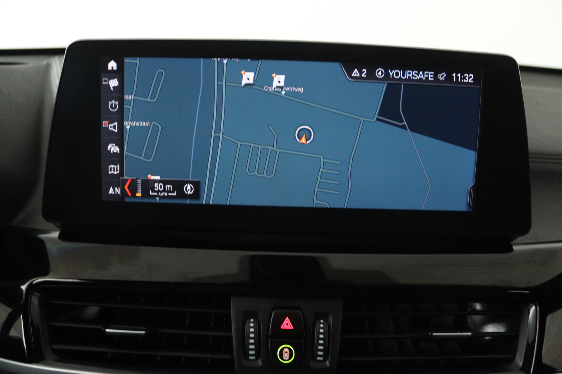 Foto van BMW X1 Xdrive25e