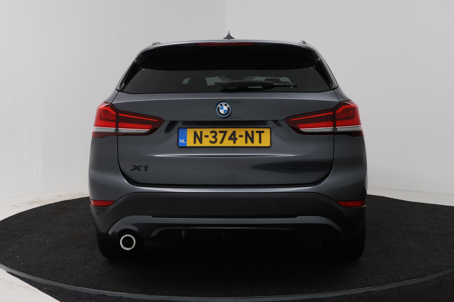 Foto van BMW X1 Xdrive25e