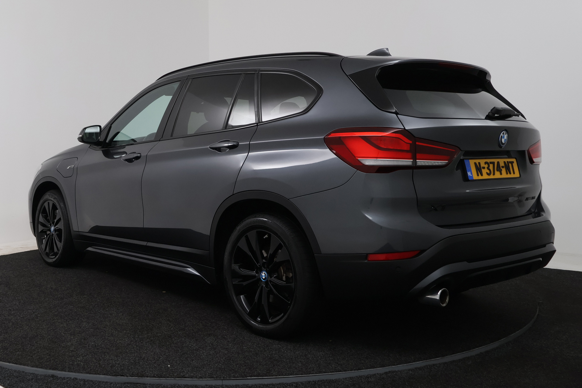 Foto van BMW X1 Xdrive25e