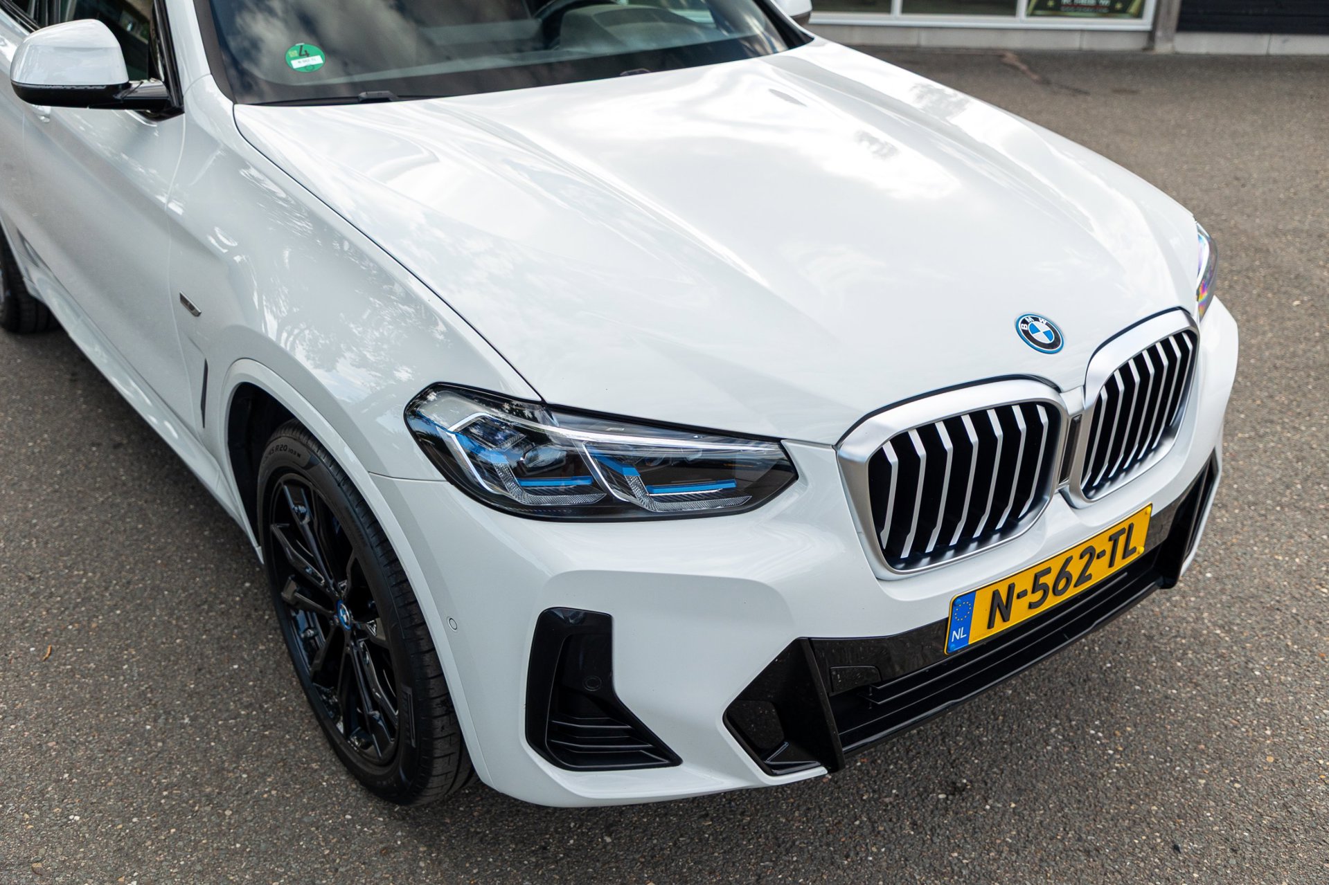 Foto van BMW X3 Xdrive30e