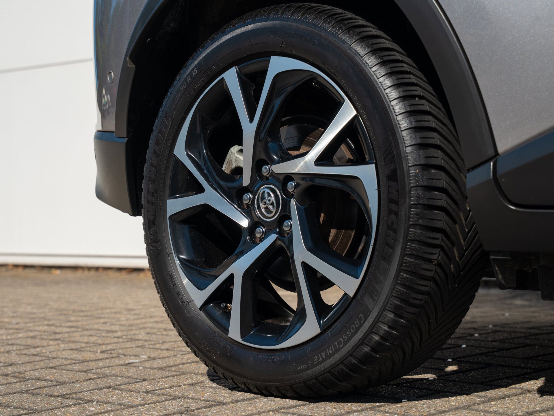 Foto van Toyota Toyota C-hr