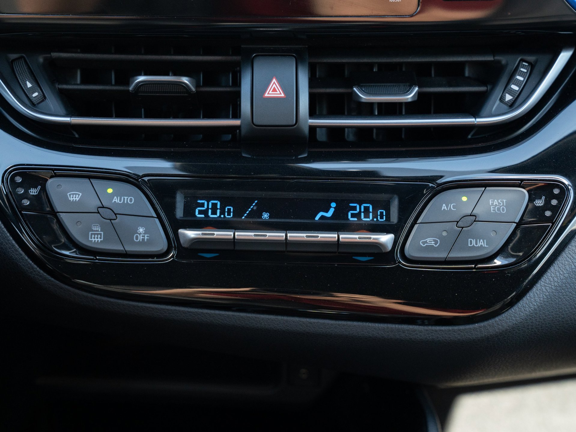Foto van Toyota Toyota C-hr