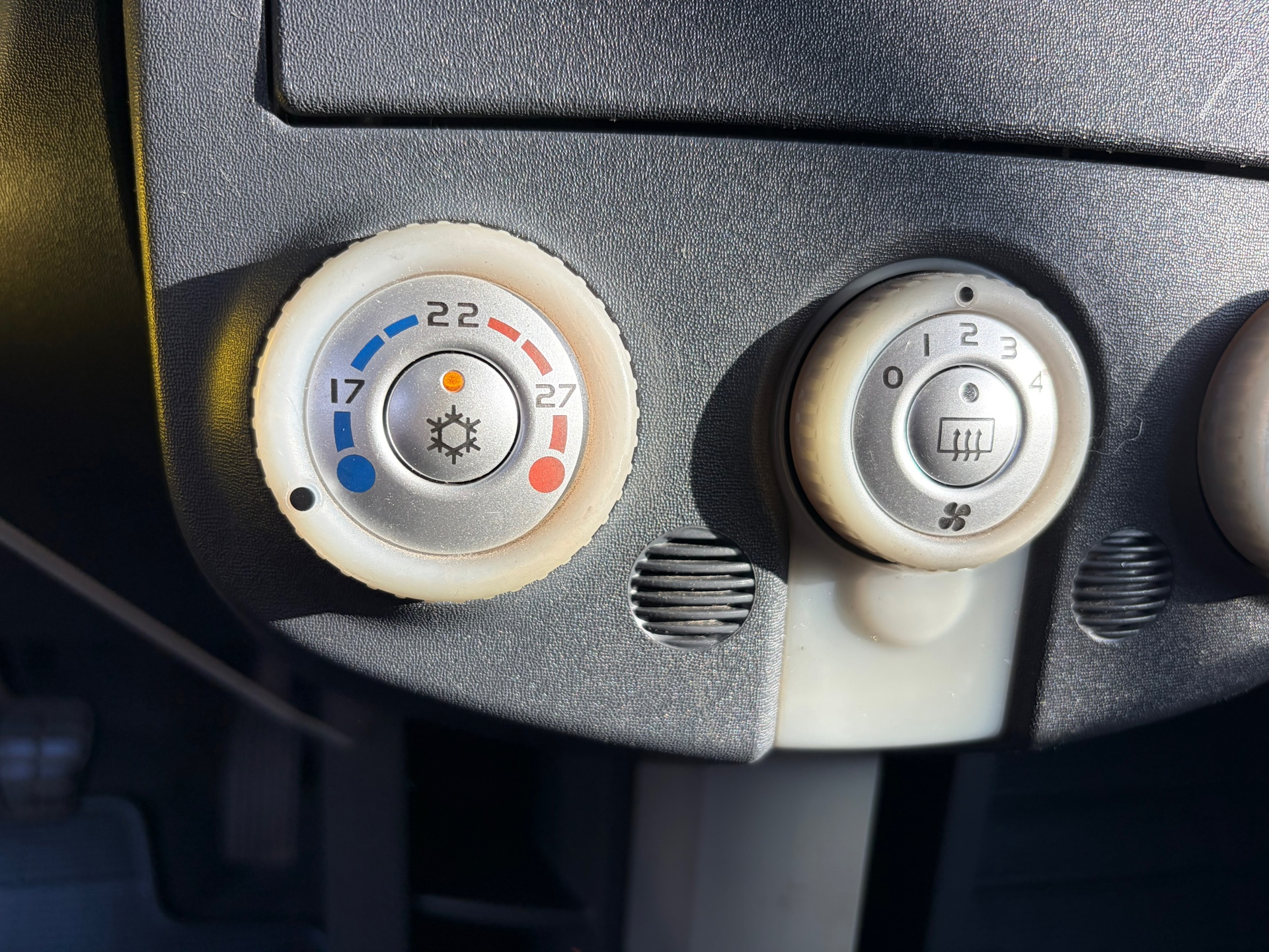 Foto van Mitsubishi Mitsubishi Colt