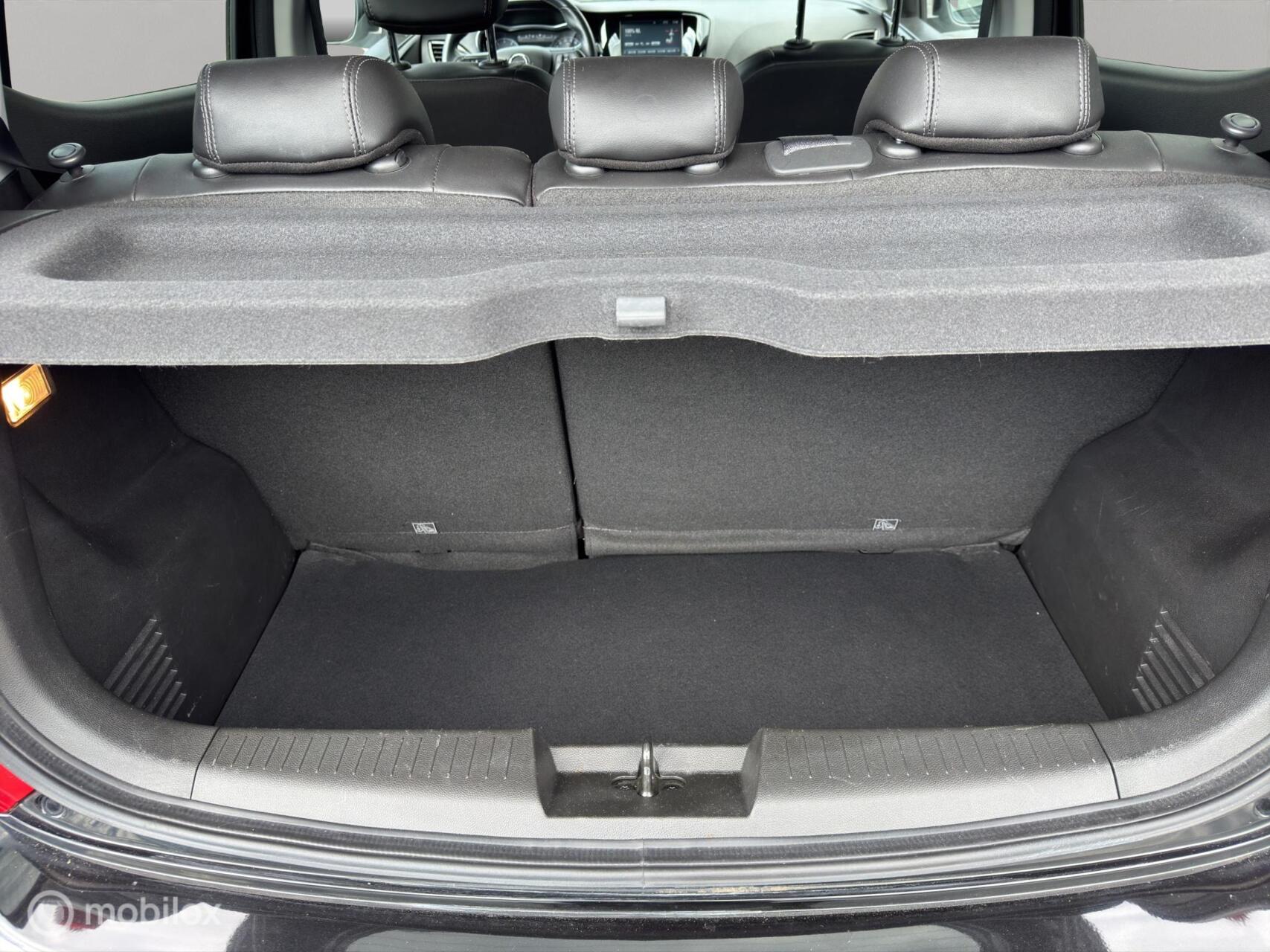 Foto van Opel Karl / Viva