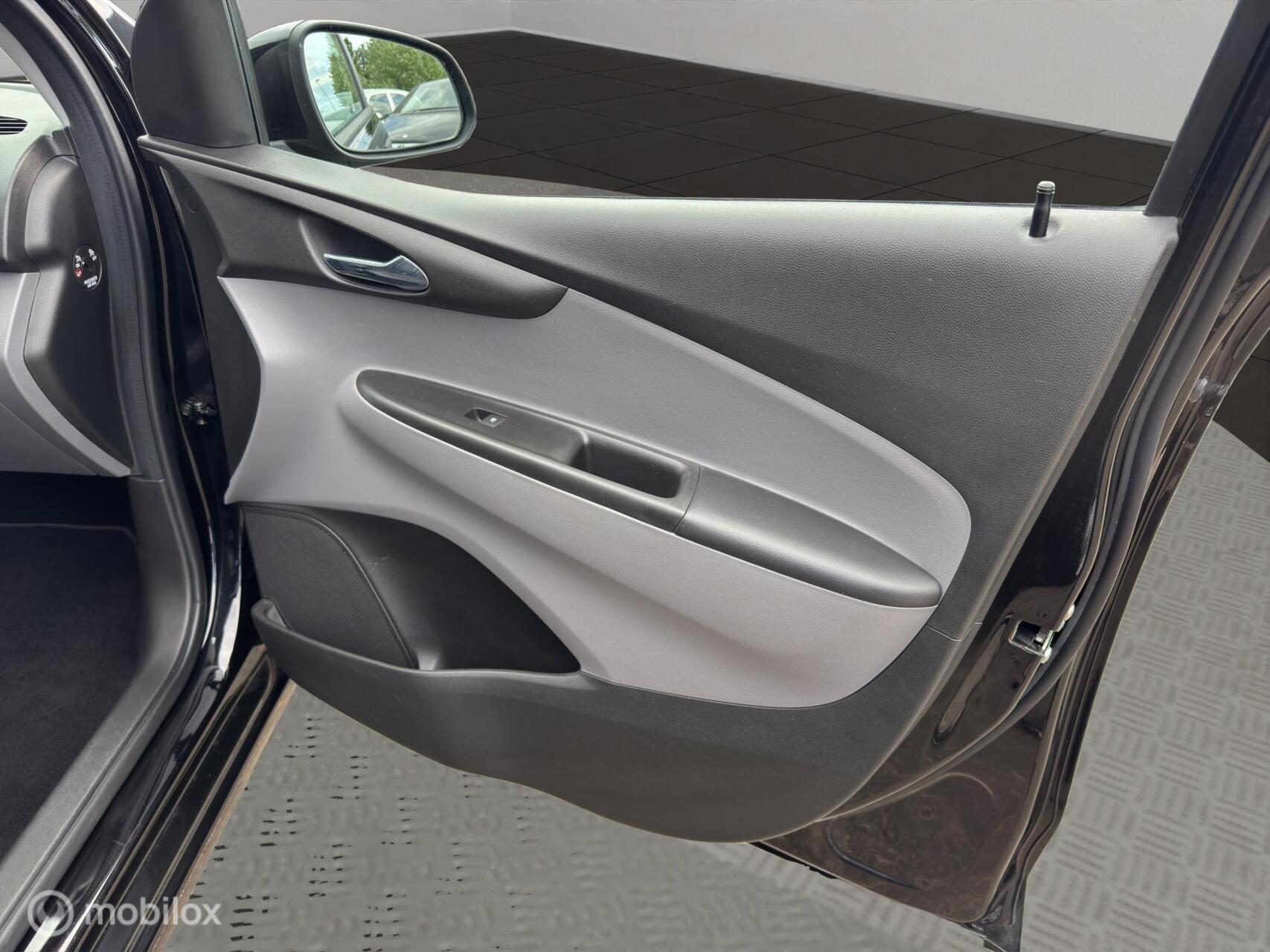 Foto van Opel Karl / Viva