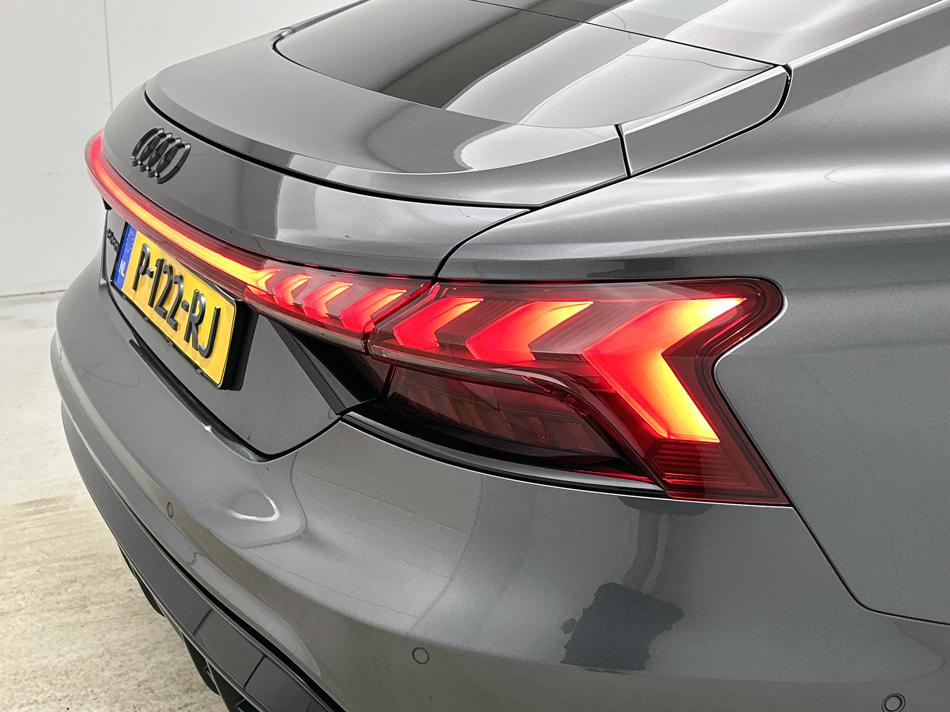 Foto van Audi E-tron GT