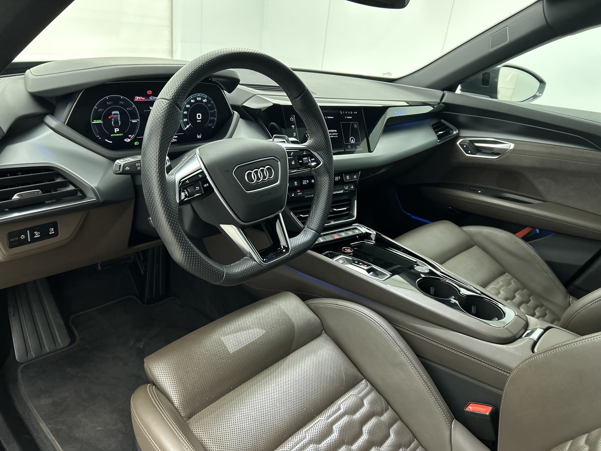 Foto van Audi E-tron GT