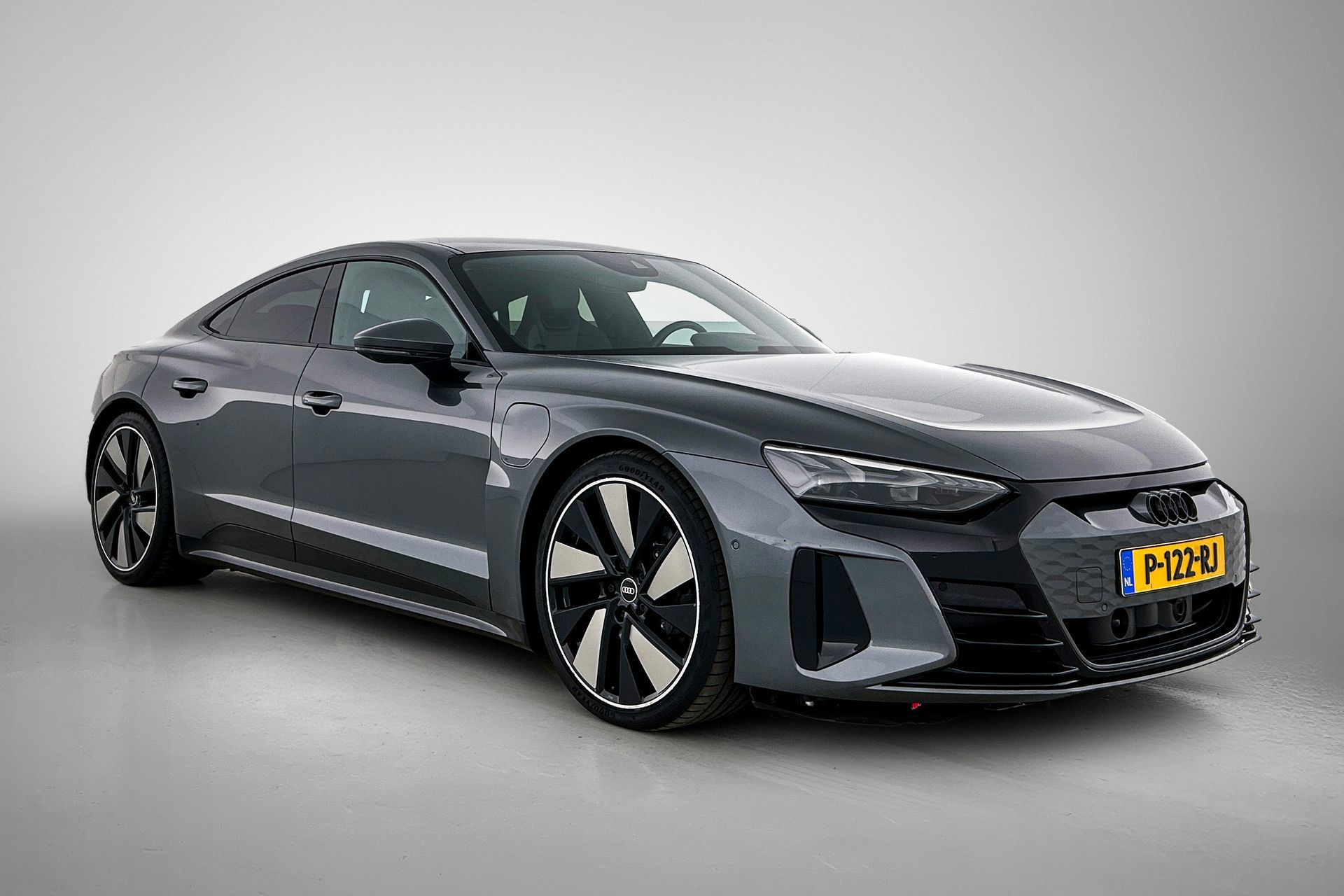 Foto van Audi E-tron GT